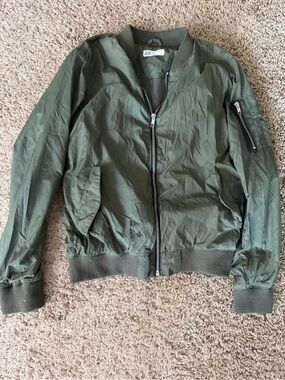 H&M Men's Army Green Lightweight Bomber Jacket